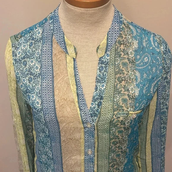 NWT!! KUT From The Cloth - Jasmine Chiffon Button-Up Shirt - Blue/Green - XS - Picture 3 of 8